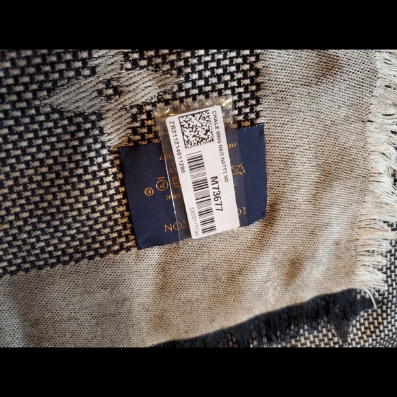 BRAND NEW LOUIS VUITTON COLLECTION NEO NATTÉ MONOGRAM SHAWL! SILK & WOOL - Picture 8 of 9